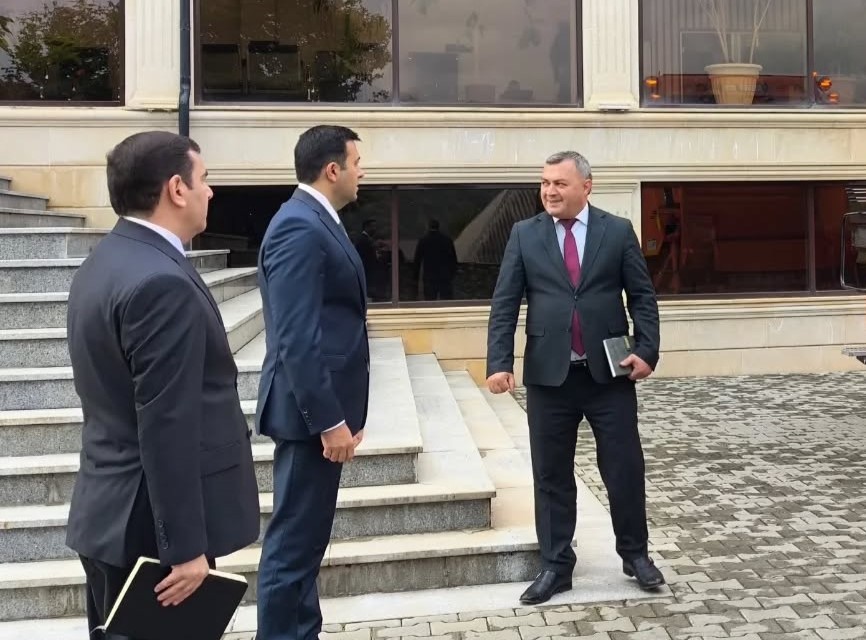 İcra başçısı kadrını özü ilə Göyçaya gətirib, yeni vəzifə verdi - FOTO